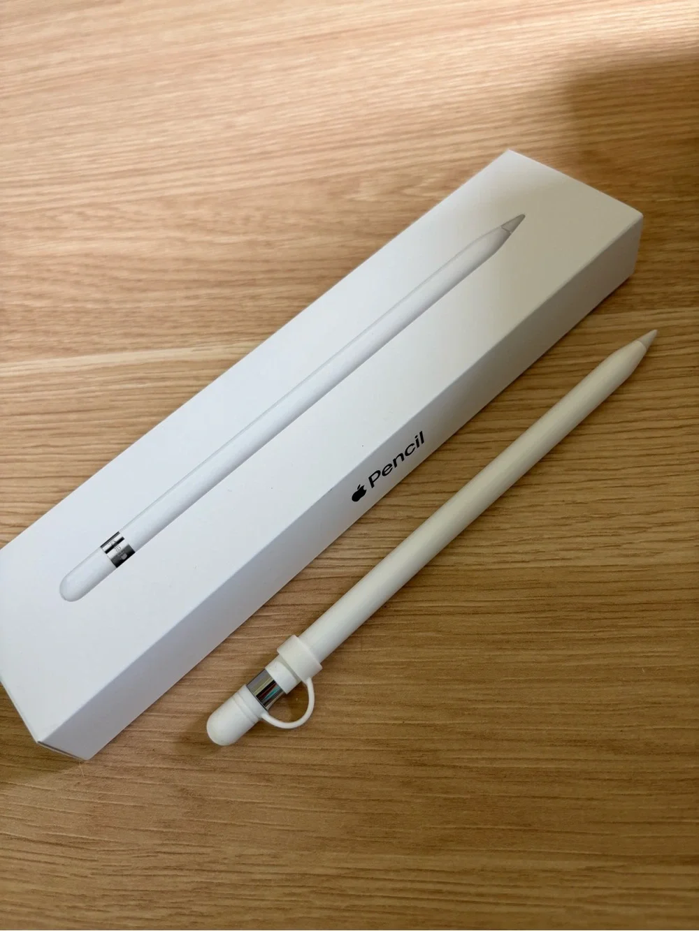 Apple Pencil w/ Rubber Cap